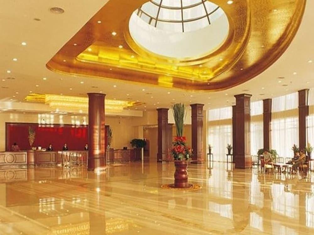 Shanghai Rongju Hotel Lujiazui Hotel Exterior photo